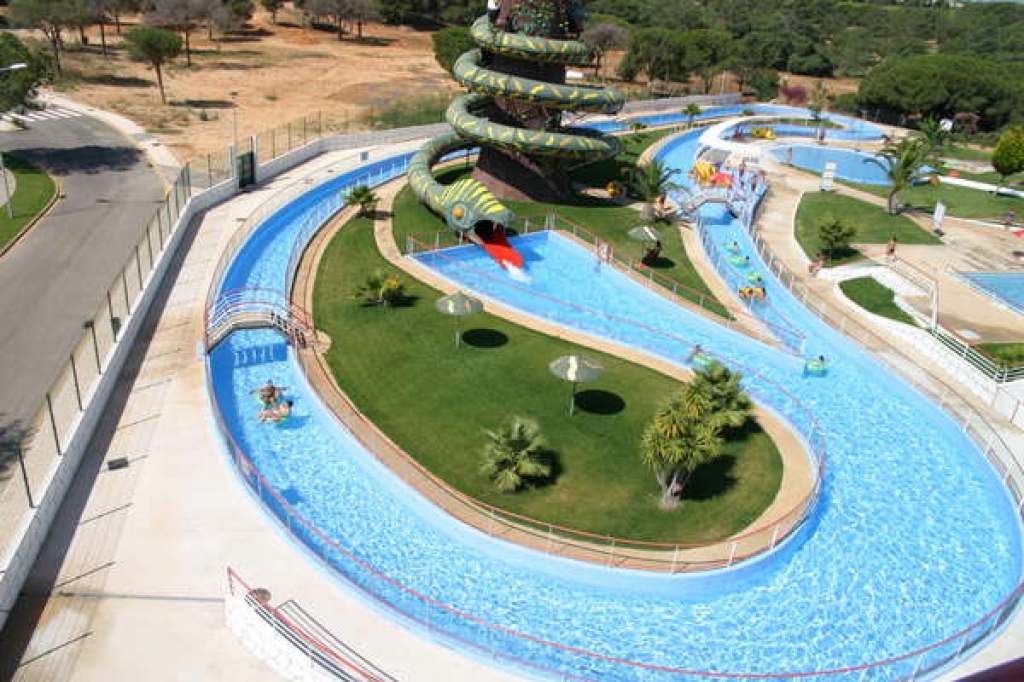 Aquashow Park | Lazy river